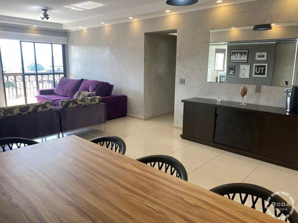Apartamento, 3 quartos, 131 m² - Foto 1