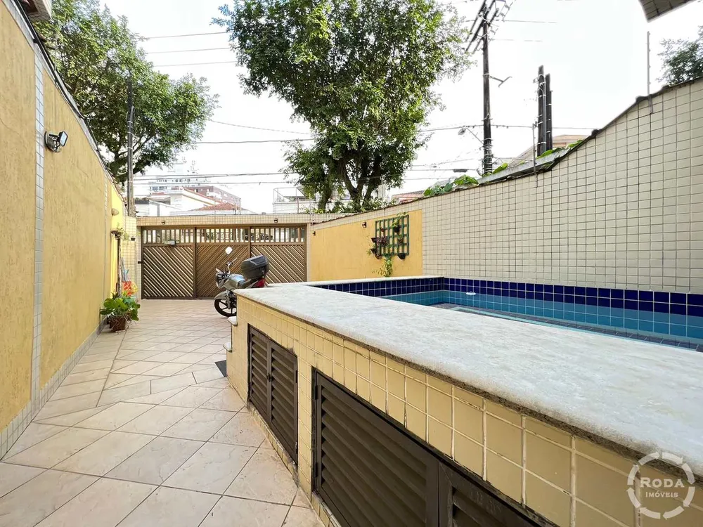 Casa, 4 quartos, 183 m² - Foto 1
