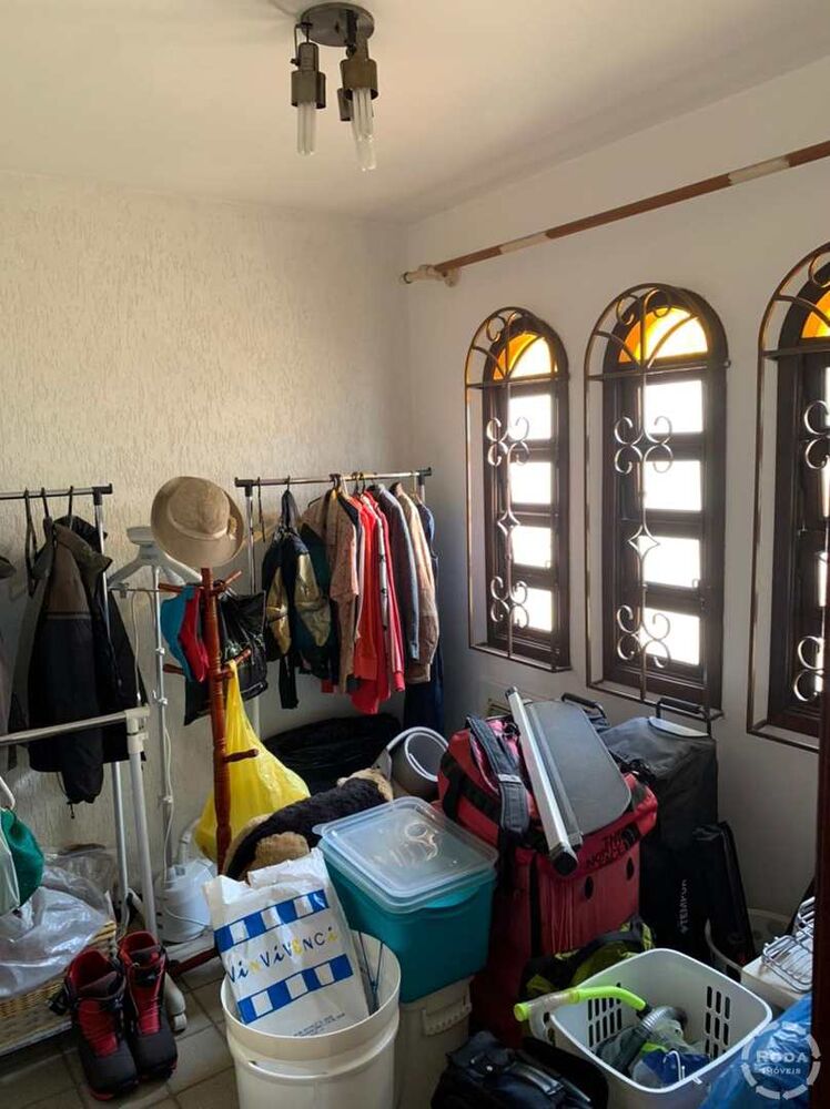 Casa, 4 quartos, 160 m² - Foto 1