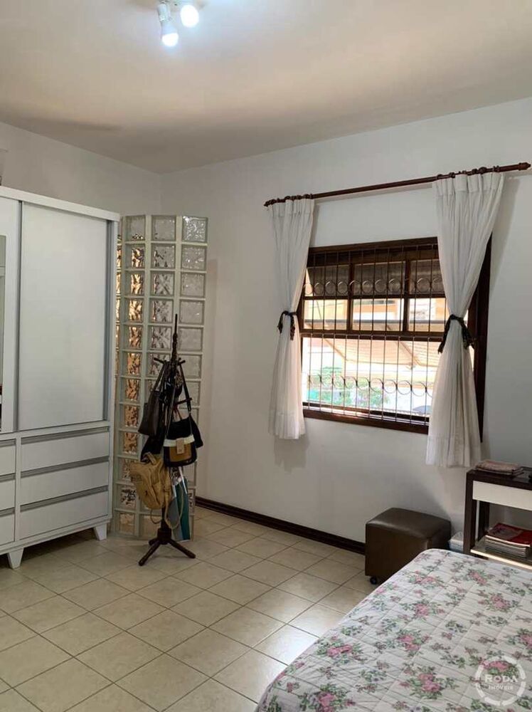 Casa, 4 quartos, 160 m² - Foto 4