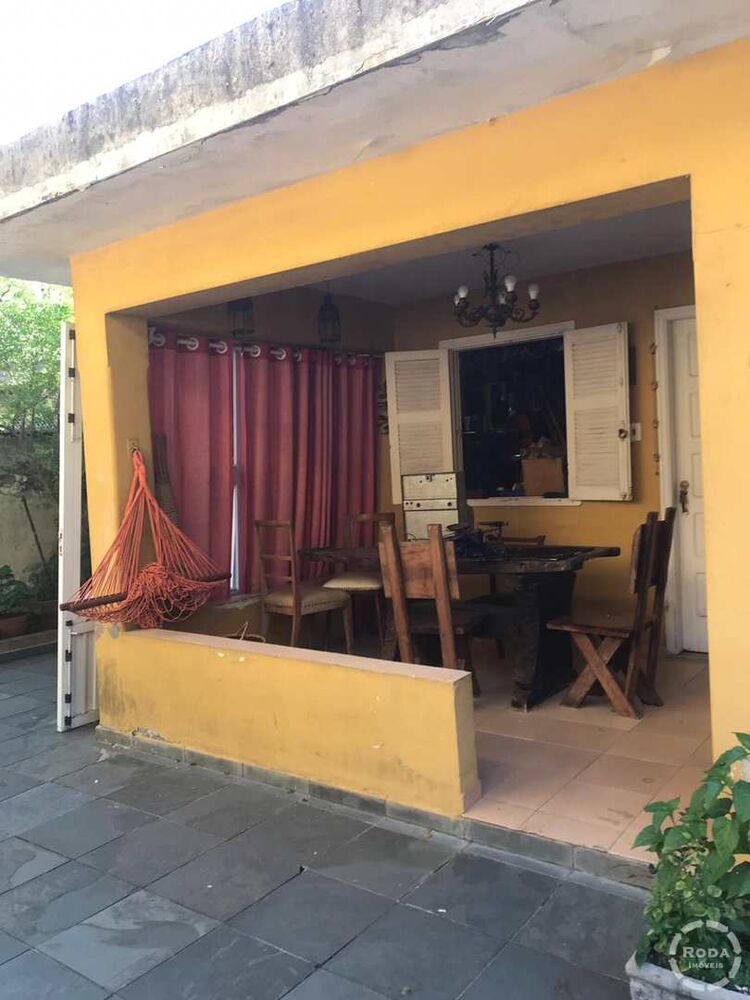 Casa à venda com 5 quartos, 300m² - Foto 3