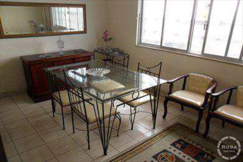 Apartamento à venda com 2 quartos, 70m² - Foto 2