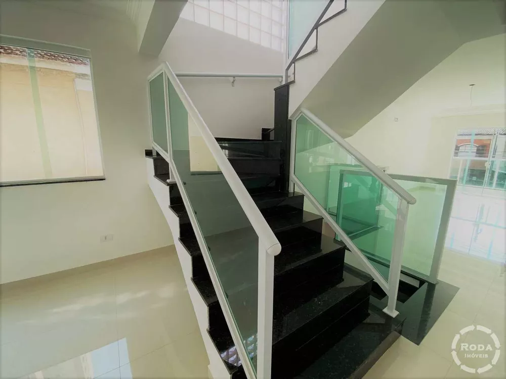 Casa, 3 quartos, 180 m² - Foto 1