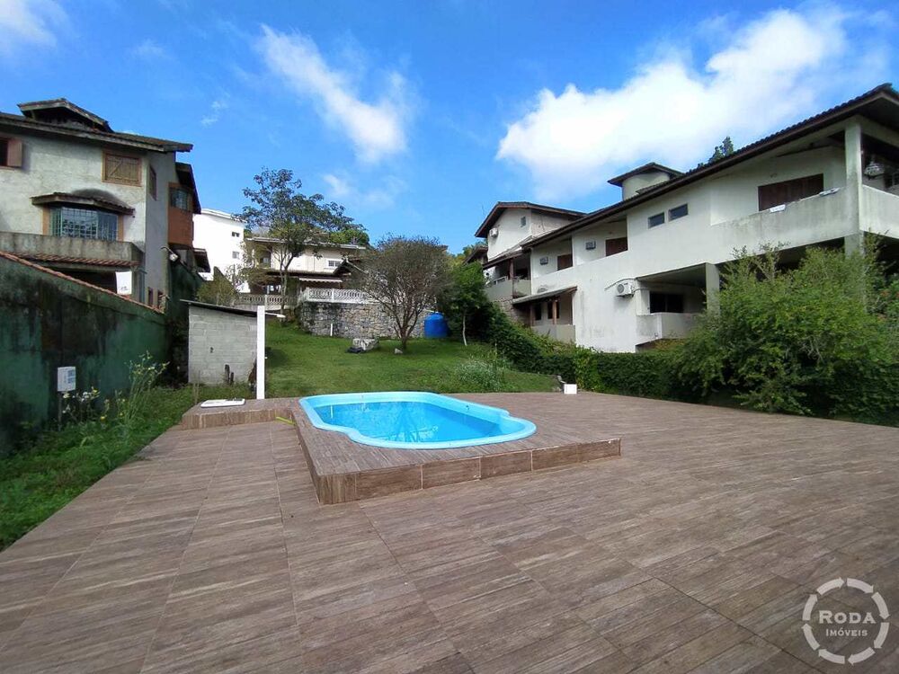 Casa, 4 quartos, 240 m² - Foto 3