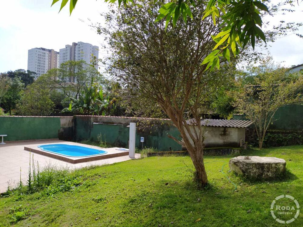 Casa, 4 quartos, 240 m² - Foto 4