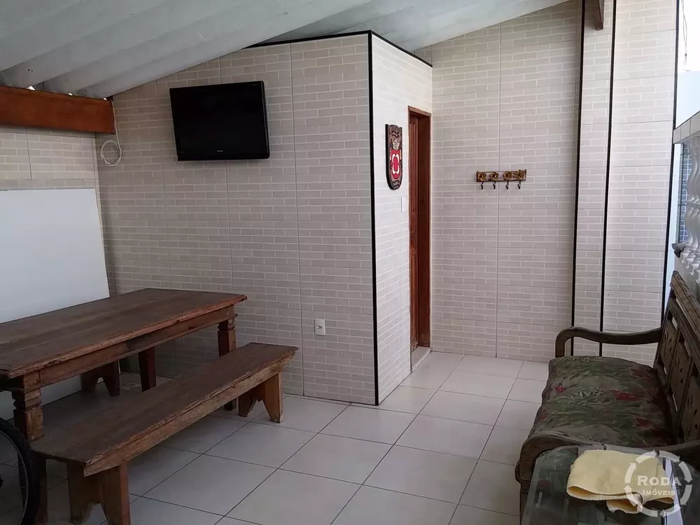 Casa à venda com 3 quartos, 210m² - Foto 4