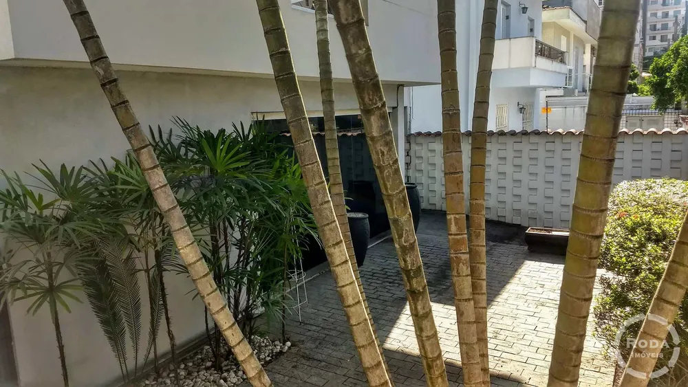 Sobrado, 4 quartos, 413 m² - Foto 1
