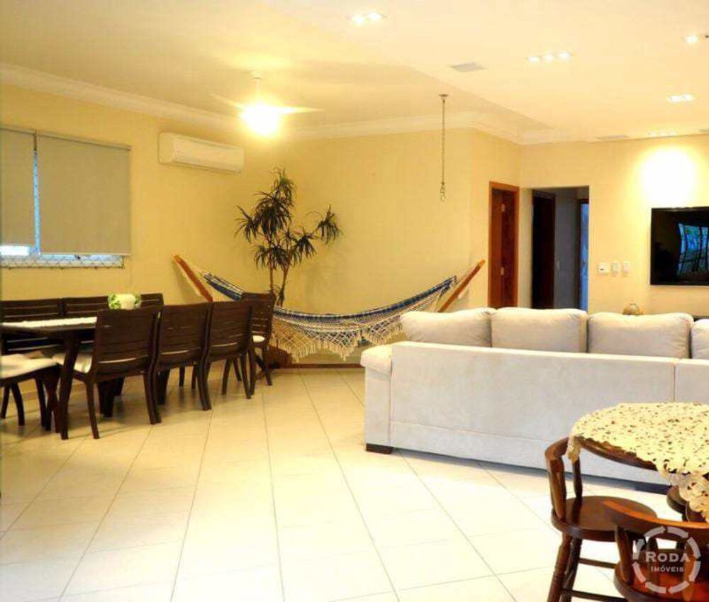 Casa, 6 quartos, 304 m² - Foto 1