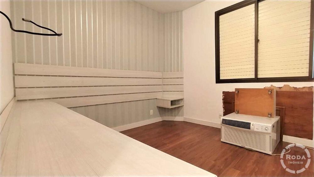 Apartamento à venda com 3 quartos, 155m² - Foto 8