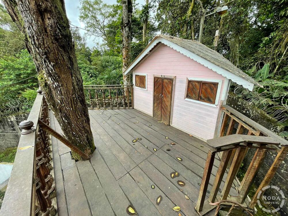 Casa à venda com 4 quartos, 1100m² - Foto 9