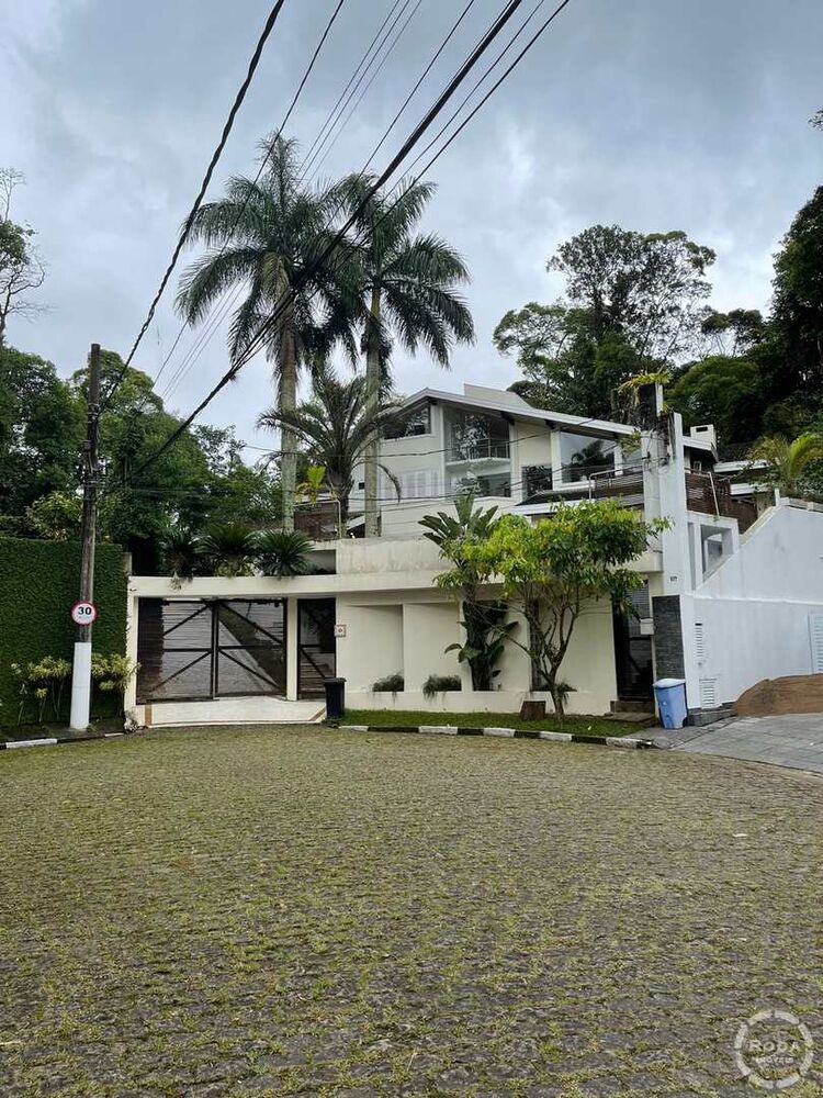 Casa à venda com 4 quartos, 1100m² - Foto 2