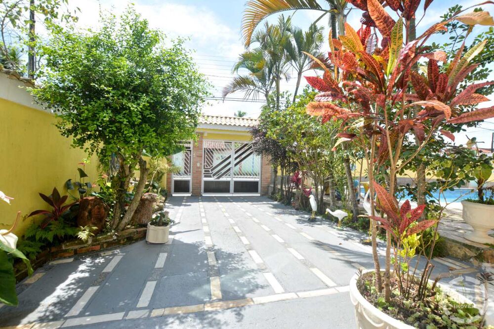 Sobrado, 4 quartos, 401 m² - Foto 1