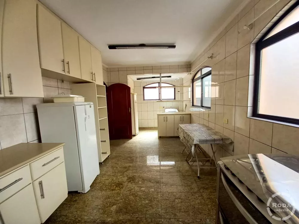 Casa, 3 quartos, 215 m² - Foto 13
