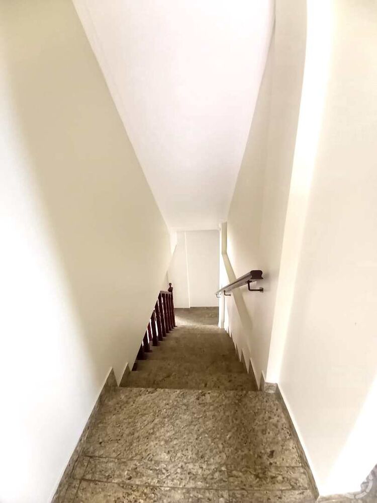 Casa à venda com 3 quartos, 215m² - Foto 8