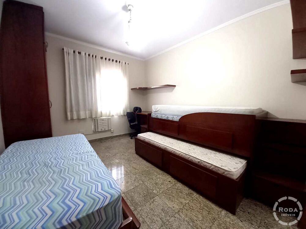 Casa à venda com 3 quartos, 215m² - Foto 3