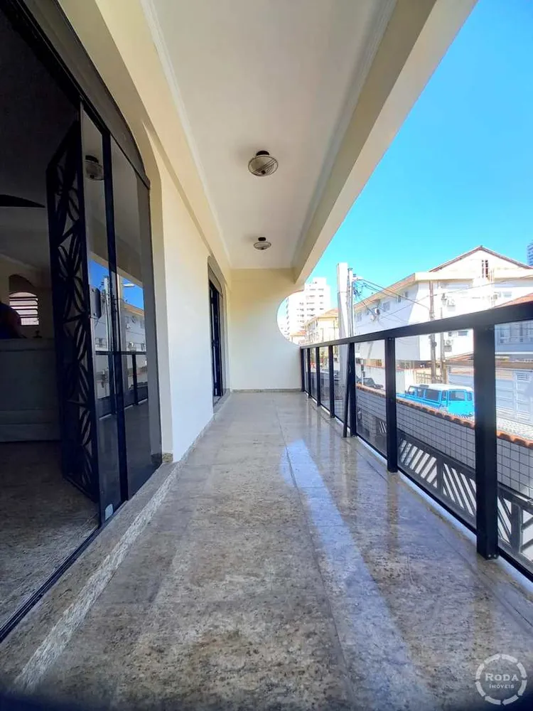 Casa, 3 quartos, 215 m² - Foto 2