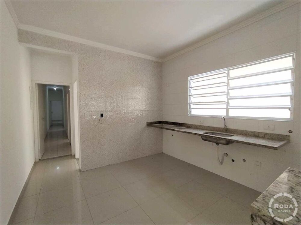 Casa à venda com 3 quartos, 130m² - Foto 3