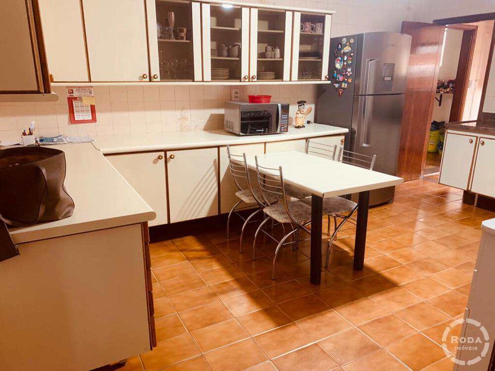 Apartamento, 3 quartos, 140 m² - Foto 2
