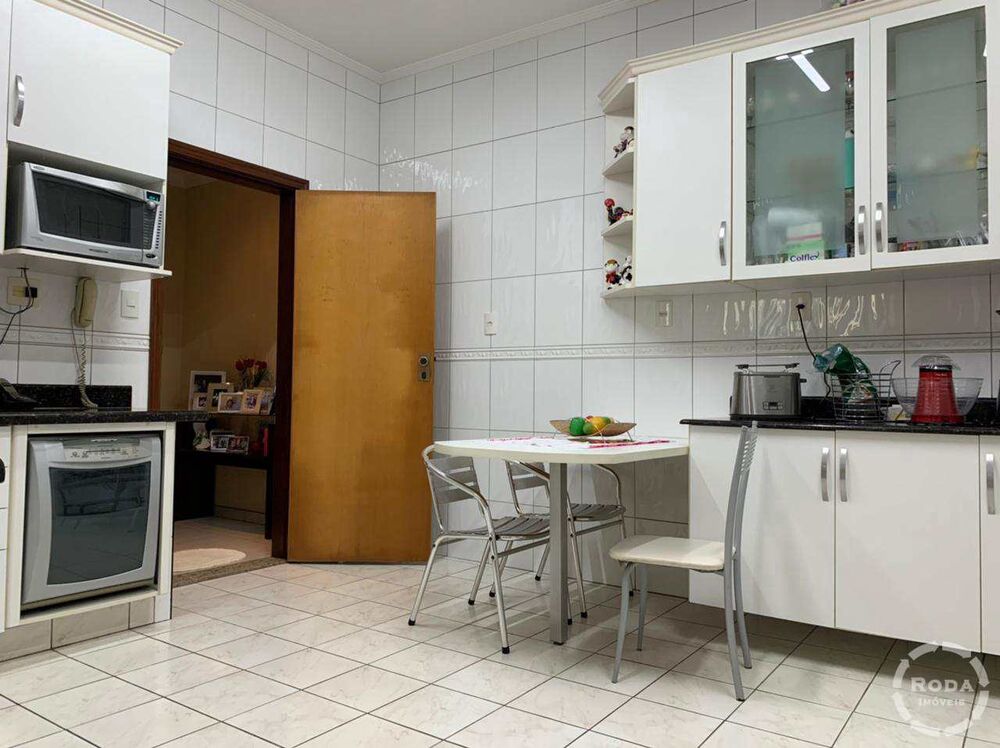Apartamento à venda com 3 quartos, 150m² - Foto 10