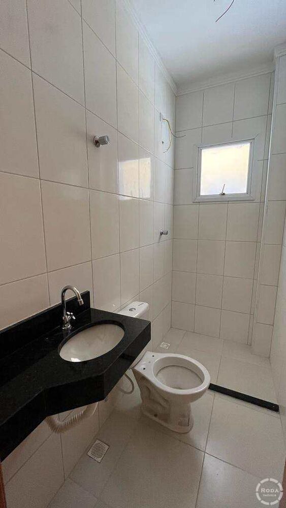 Casa à venda com 3 quartos, 160m² - Foto 2