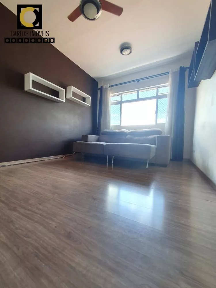 Apartamento à venda com 2 quartos, 72m² - Foto 3