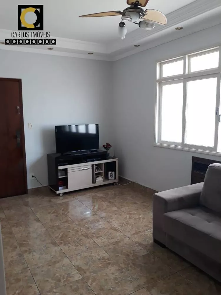 Apartamento à venda com 2 quartos, 72m² - Foto 1