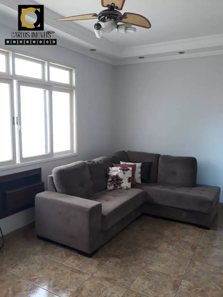 Apartamento à venda com 2 quartos, 72m² - Foto 2