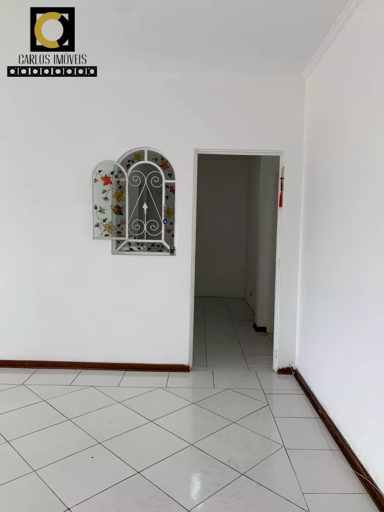 Apartamento à venda com 3 quartos, 206m² - Foto 4