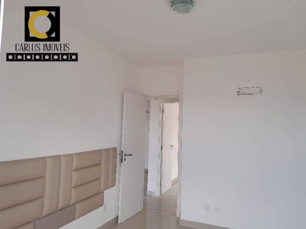 Apartamento à venda com 2 quartos, 90m² - Foto 3