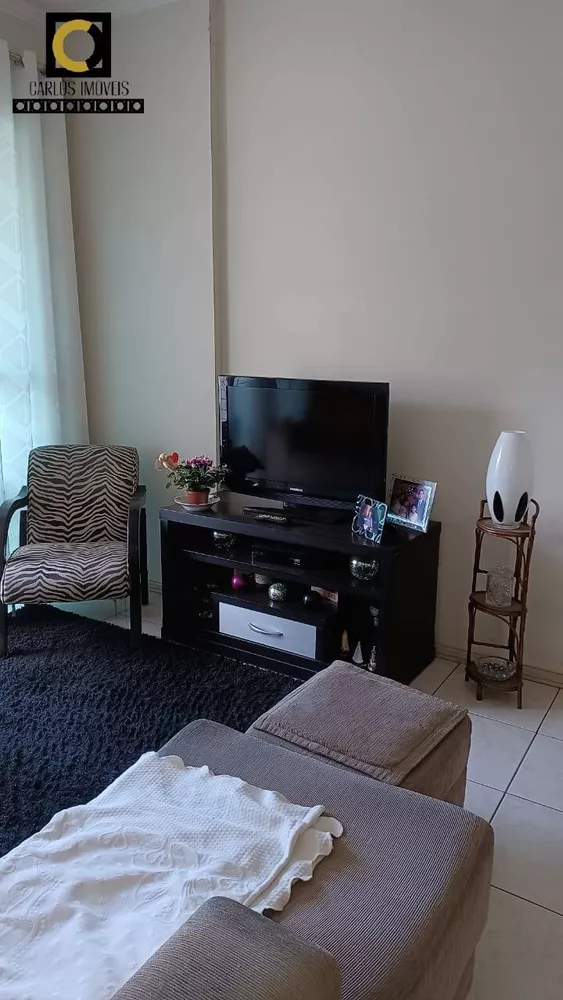 Apartamento para alugar com 2 quartos, 95m² - Foto 3