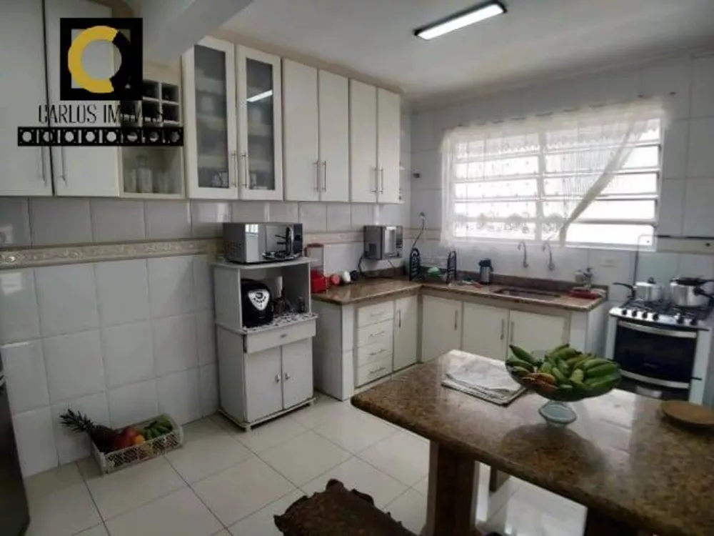 Casa à venda com 3 quartos, 230m² - Foto 3