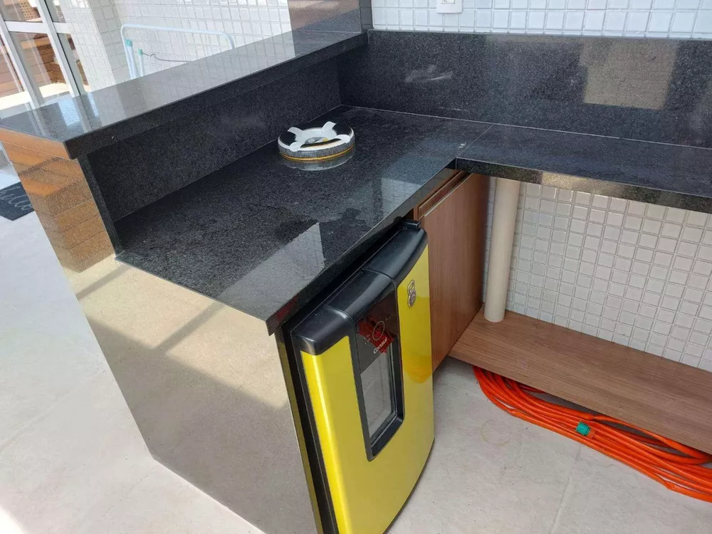 Cobertura, 3 quartos, 205 m² - Foto 2