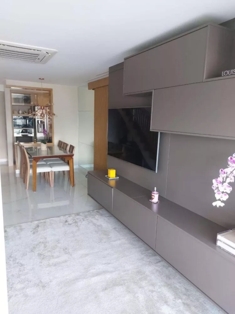Cobertura, 3 quartos, 205 m² - Foto 4