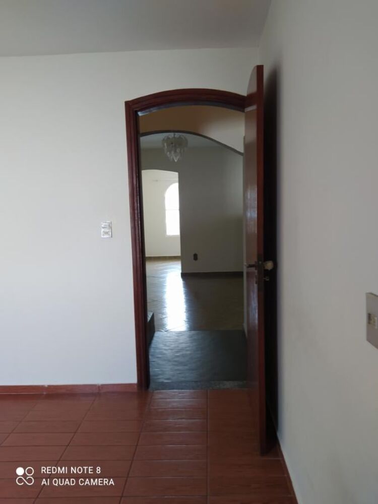 Sobrado à venda com 3 quartos, 241m² - Foto 7