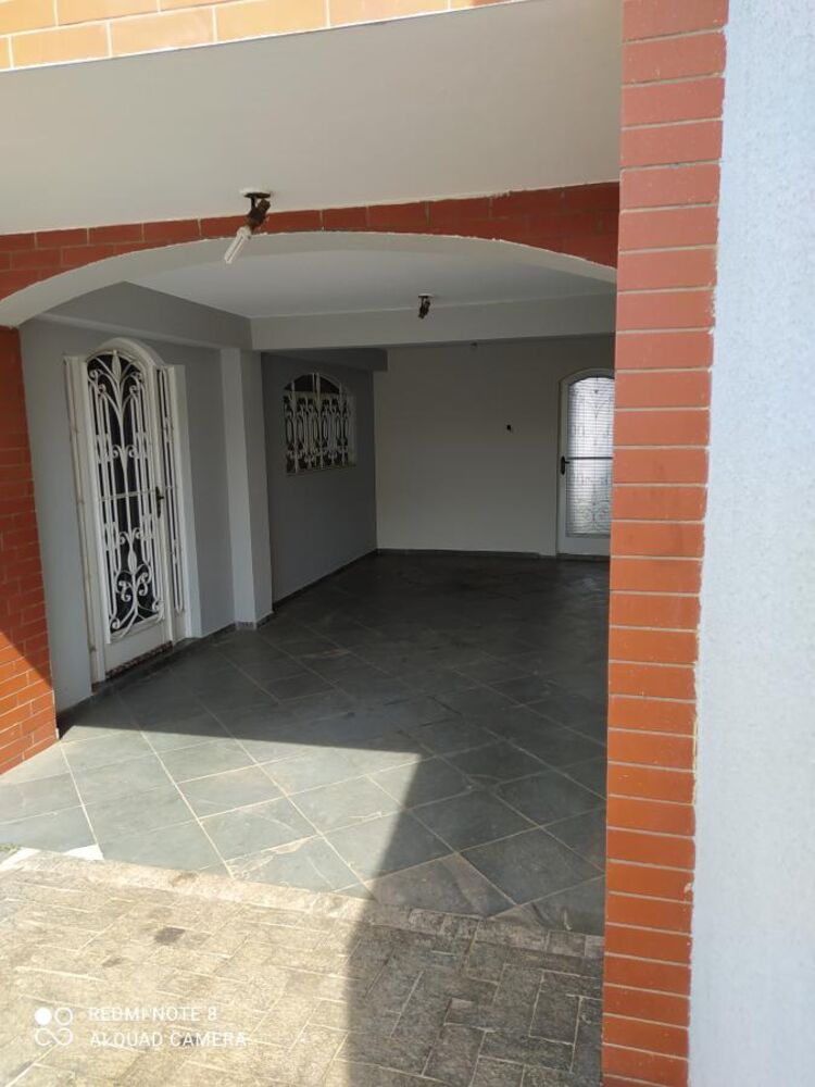 Sobrado à venda com 3 quartos, 241m² - Foto 14