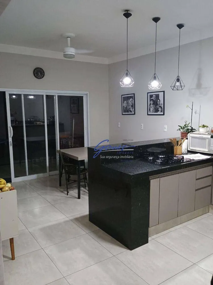 Casa, 3 quartos, 210 m² - Foto 2