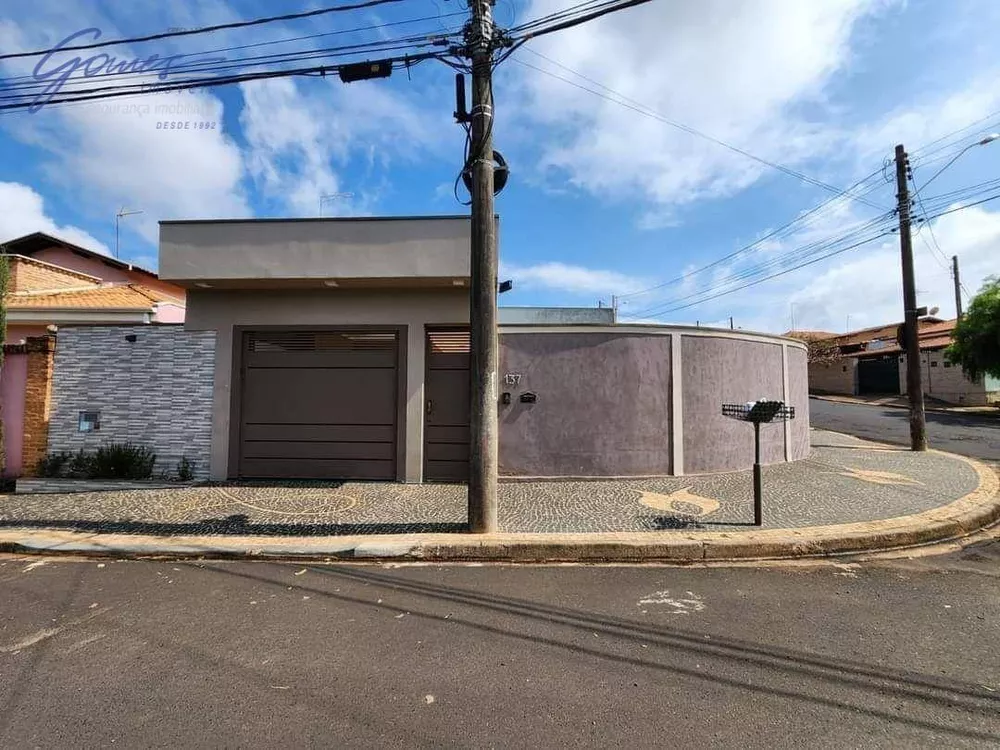 Casa à venda com 2 quartos, 254m² - Foto 1