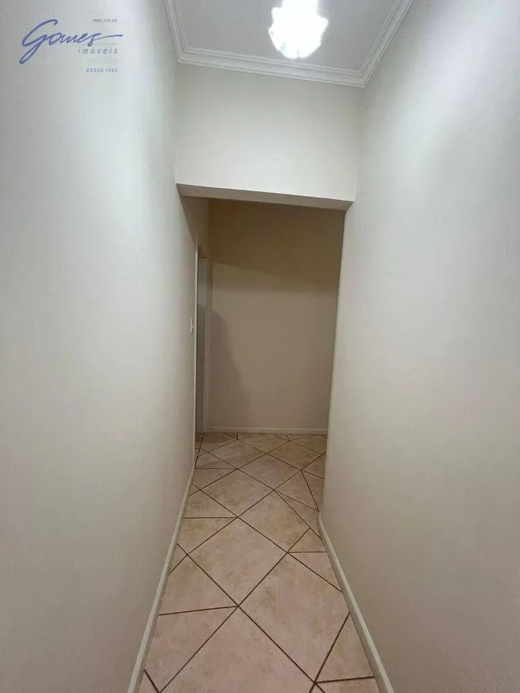 Casa, 4 quartos, 235 m² - Foto 9