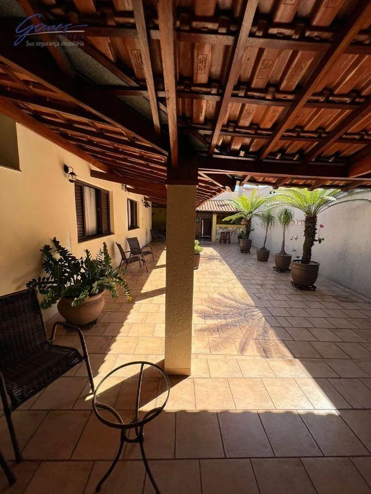 Casa, 4 quartos, 235 m² - Foto 5