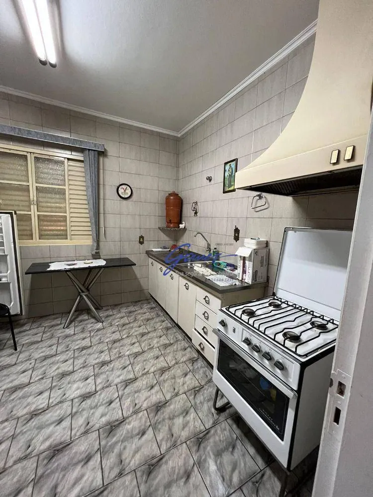 Casa, 1 quarto, 269 m² - Foto 1