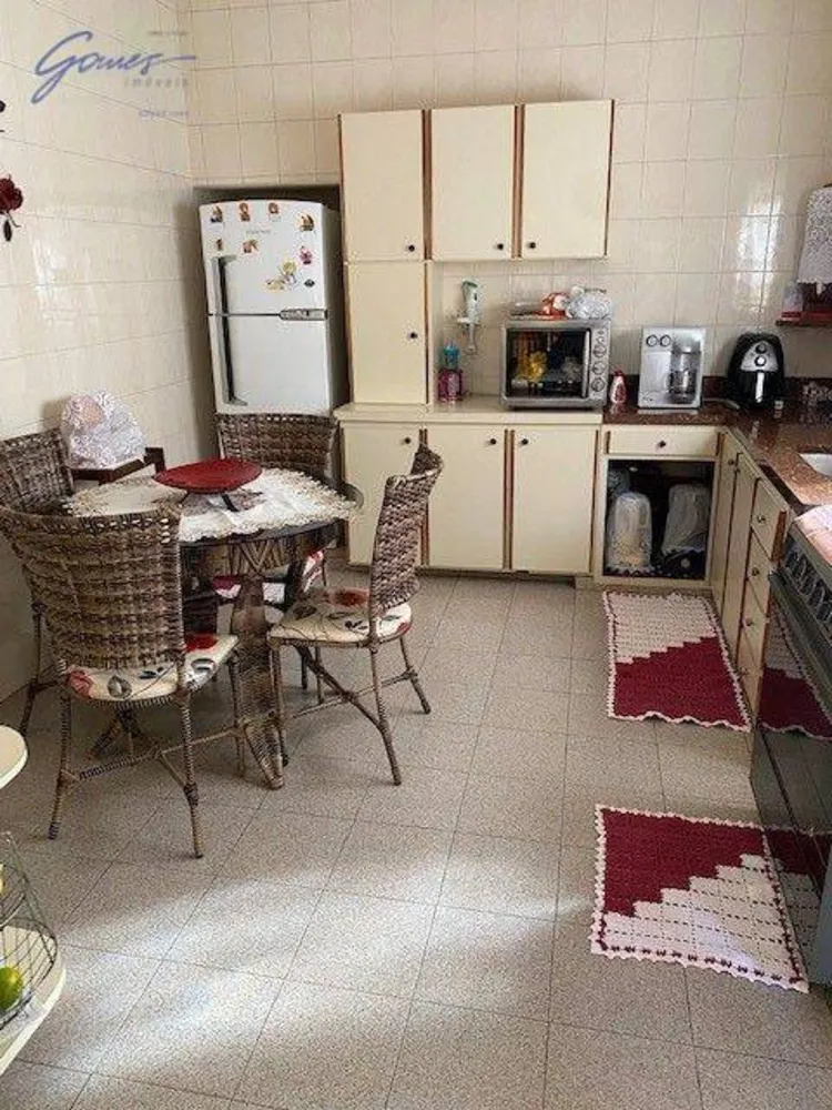Casa, 3 quartos, 220 m² - Foto 11