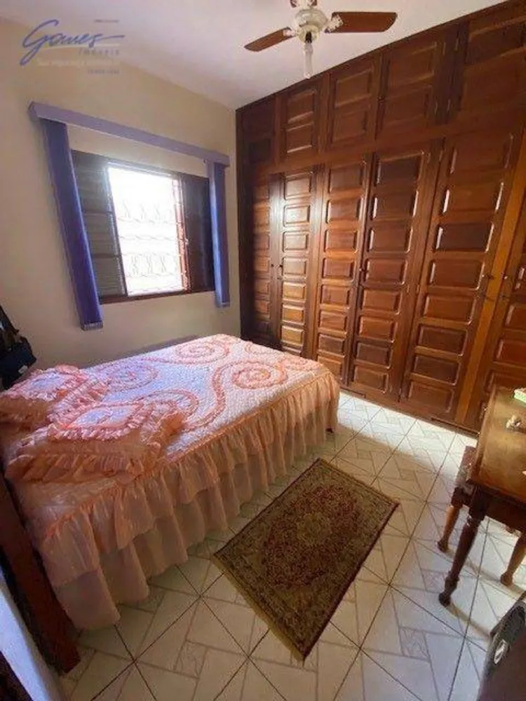 Casa, 3 quartos, 220 m² - Foto 4