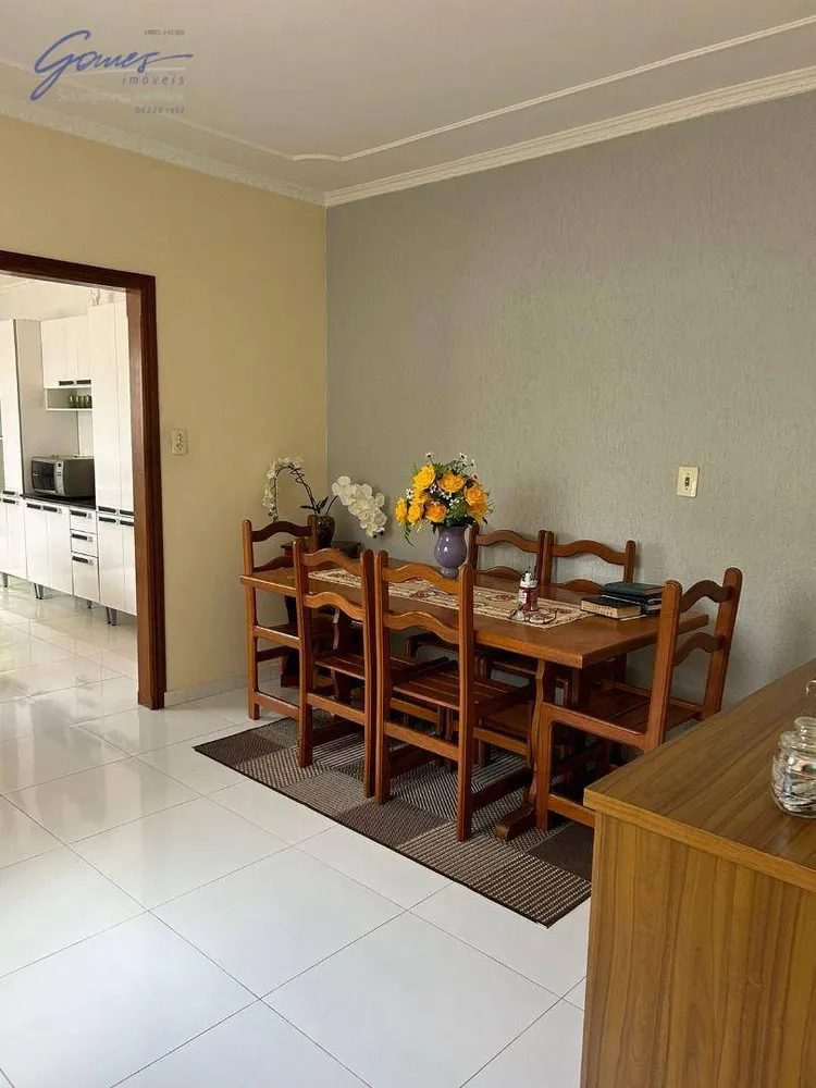 Casa, 3 quartos, 156 m² - Foto 3