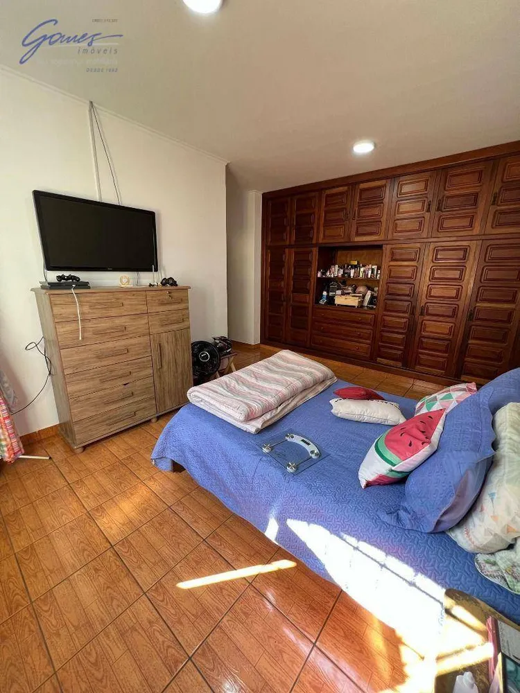 Casa, 3 quartos, 314 m² - Foto 17