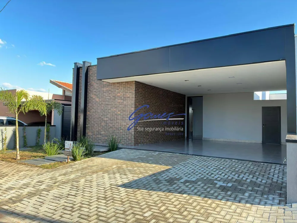 Casa, 3 quartos, 214 m² - Foto 2