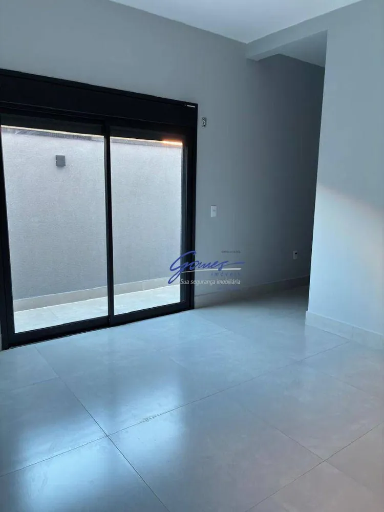 Casa, 3 quartos, 214 m² - Foto 9