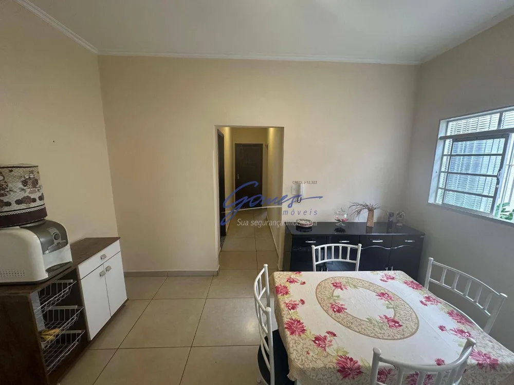 Casa, 3 quartos, 232 m² - Foto 3