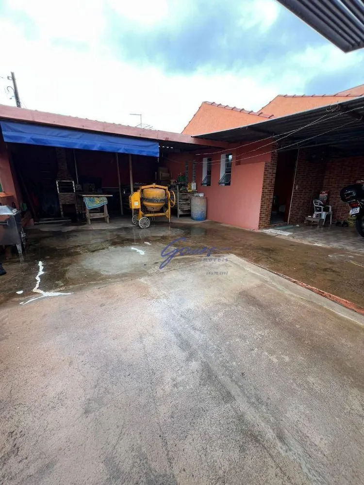 Casa, 4 quartos, 180 m² - Foto 1