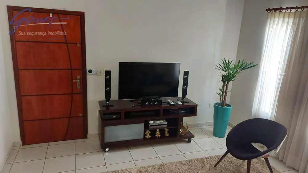 Casa, 3 quartos, 117 m² - Foto 1