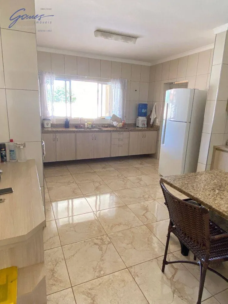 Casa, 2 quartos, 214 m² - Foto 5